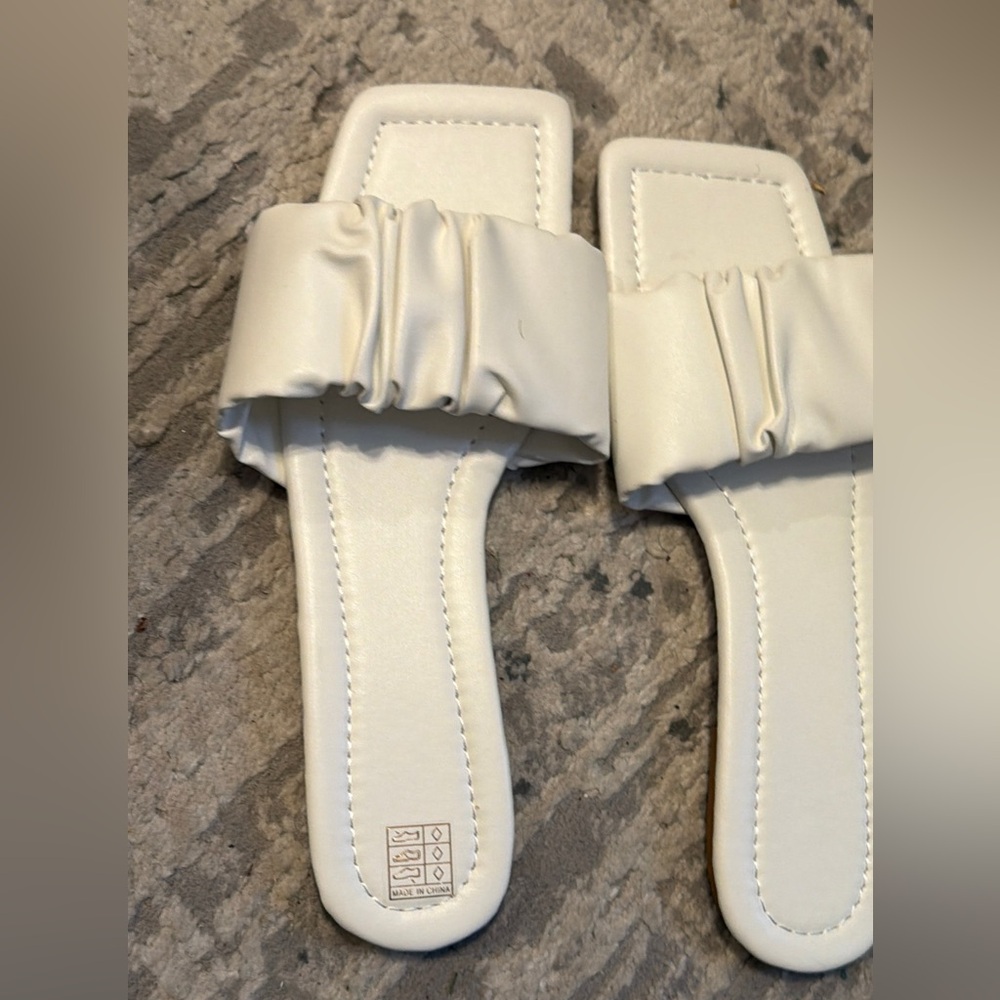 Elegant white Women's Sandals